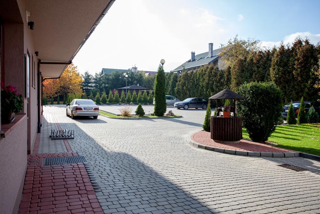 Villa Centrum Mlodosci Augustów Buitenkant foto